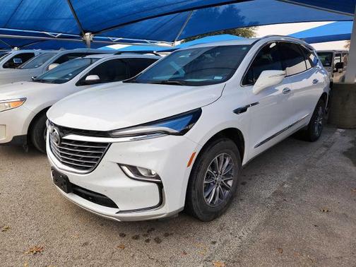 2024 Buick Enclave Essence FWD