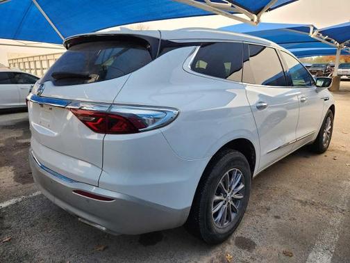 2024 Buick Enclave Essence FWD