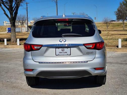 2018 INFINITI QX60 Base