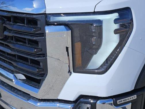 2026 GMC Sierra 2500 Pro