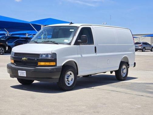 2025 Chevrolet Express 2500 RWD 2500 Regular Wheelbase WT