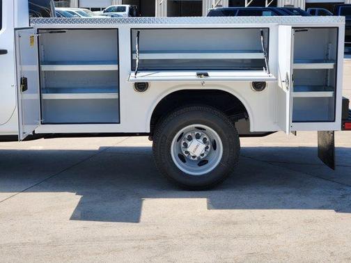 Summit White 2026 GMC Sierra 3500 Base