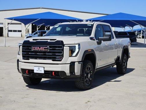 2026 GMC Sierra 2500 AT4