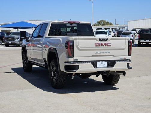 2026 GMC Sierra 2500 AT4