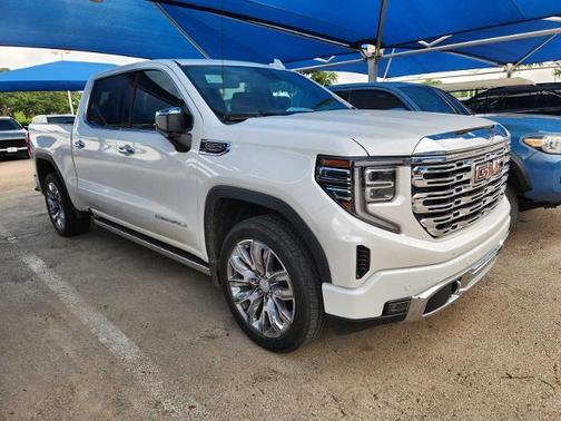White Frost Tricoat 2023 GMC Sierra 1500 Denali