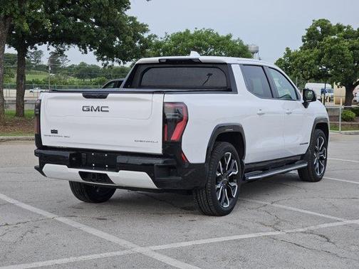 Summit White 2025 GMC Sierra EV Extended Range Denali