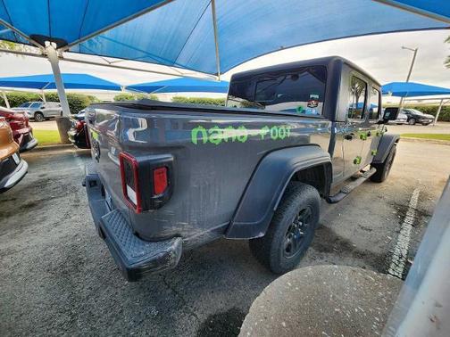 Sting-Gray Clearc 2021 Jeep Gladiator Sport