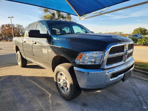 2018 RAM 2500 Tradesman Crew Cab 4x4 6'4' Box