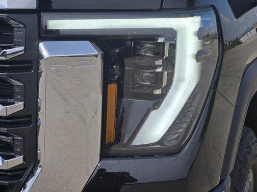 2025 GMC Sierra 2500 SLT