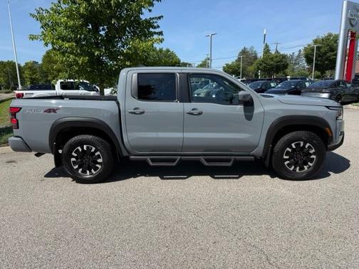 Boulder Gray Metallic 2024 Nissan Frontier PRO-4X