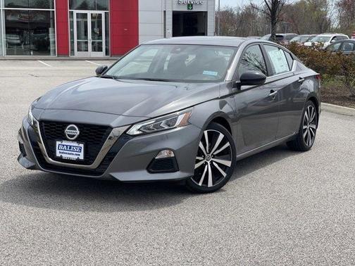 Gun Metallic 2022 Nissan Altima 2.0 SR