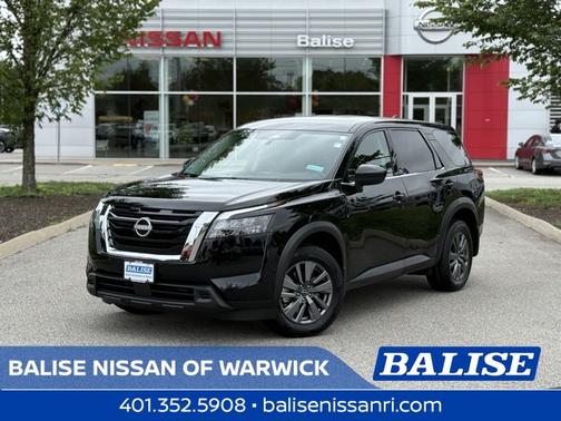 2024 Nissan Pathfinder S