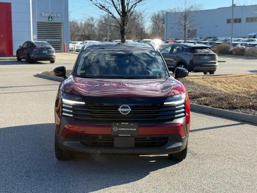 2025 Nissan Kicks SV