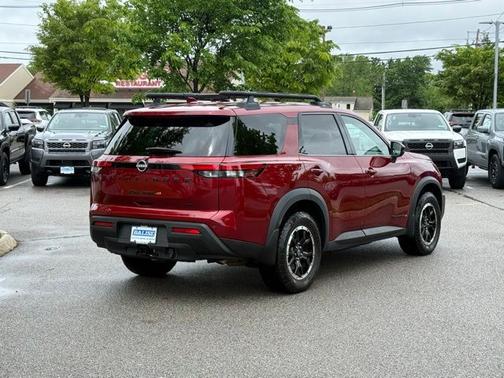 Scarlet Ember 2023 Nissan Pathfinder Rock Creek