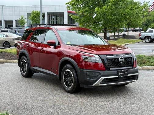 Scarlet Ember 2023 Nissan Pathfinder Rock Creek