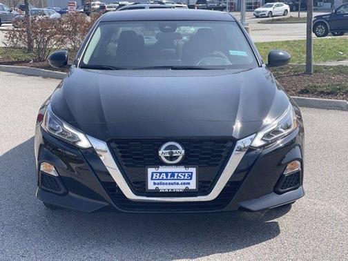 Black 2022 Nissan Altima 2.5 SV