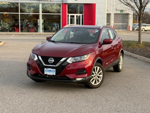 2022 Nissan Rogue Sport SV