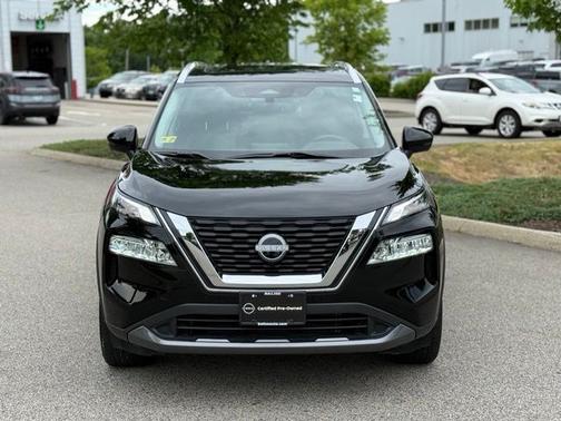 Black 2023 Nissan Rogue SL