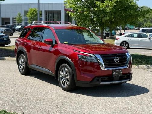 Scarlet Ember 2025 Nissan Pathfinder SL
