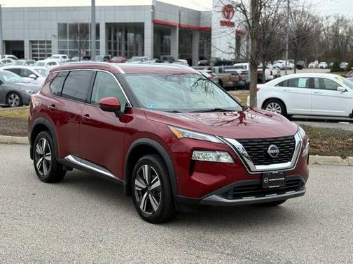 2023 Nissan Rogue SL