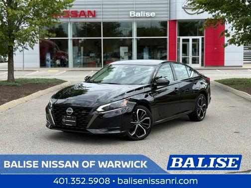 Black 2024 Nissan Altima 2.5 SR