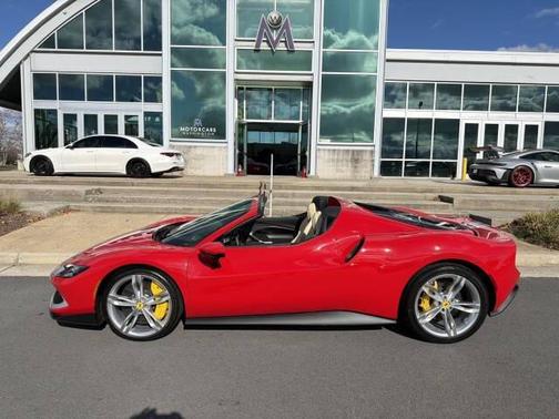 2024 Ferrari 296 GTS Base