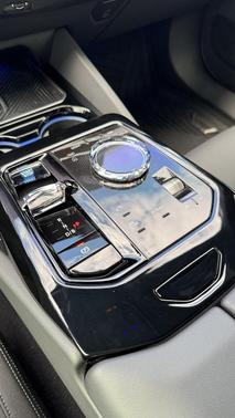 2024 BMW i5 M60