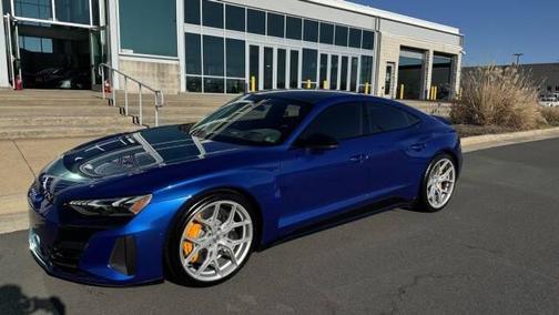 2022 Audi RS e-tron GT Base