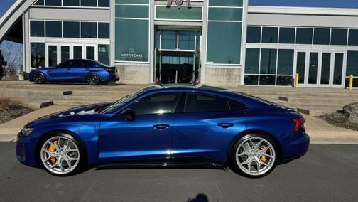 2022 Audi RS e-tron GT Base