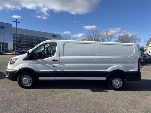2021 Ford Transit-250 