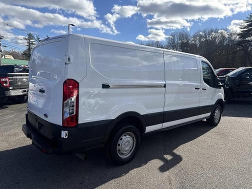 2021 Ford Transit-250 