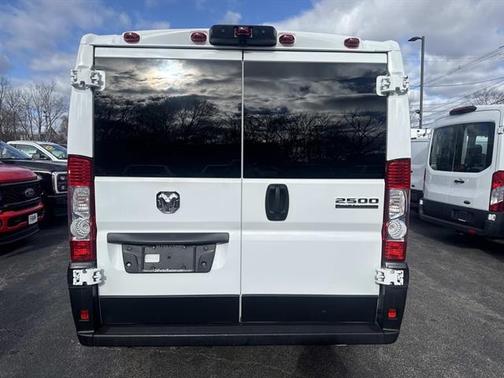 2023 RAM ProMaster 2500 136 WB LOW ROOF CARGO
