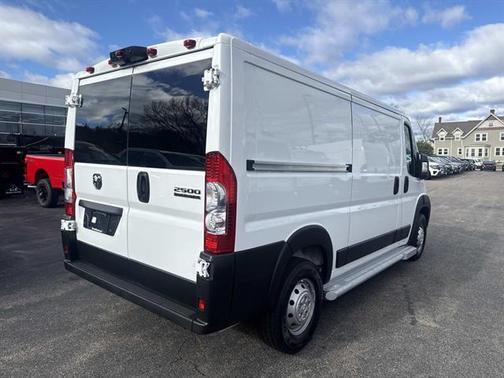 2023 RAM ProMaster 2500 136 WB LOW ROOF CARGO