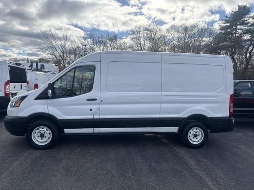 2019 Ford Transit-150 148 WB MEDIUM ROOF CARGO
