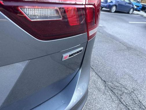 2020 Volkswagen Tiguan 2.0T SEL