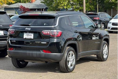 2023 Jeep Compass Latitude