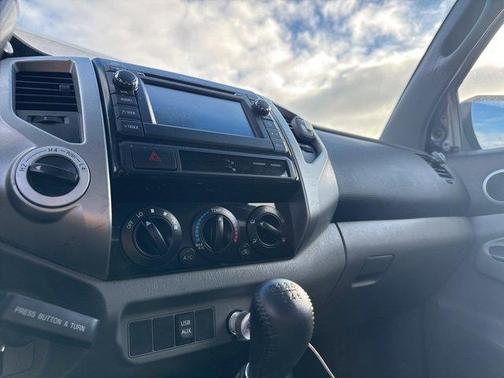 2013 Toyota Tacoma Base