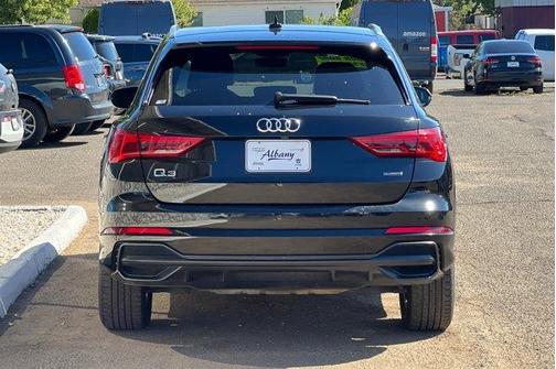 2022 Audi Q3 45 S line Premium