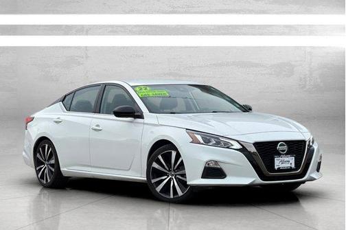2022 Nissan Altima 2.5 SR