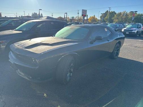 2020 Dodge Challenger SXT
