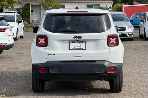 2023 Jeep Renegade Latitude