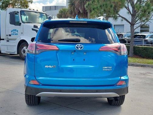2017 Toyota RAV4 Hybrid Limited