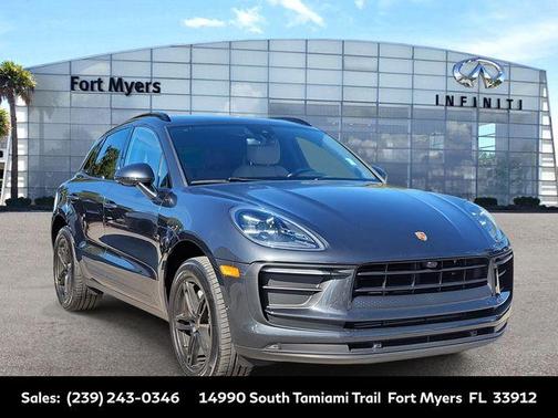 2022 Porsche Macan Base