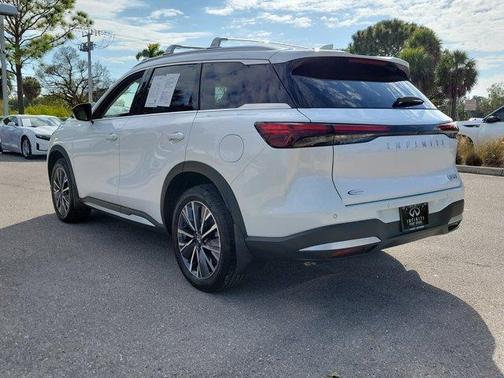 2026 INFINITI QX60 Luxe