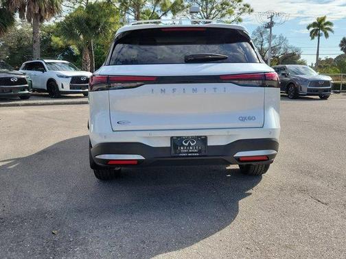 2026 INFINITI QX60 Luxe