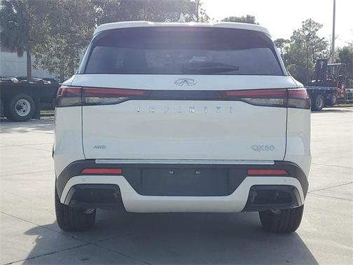 2025 INFINITI QX60 Pure