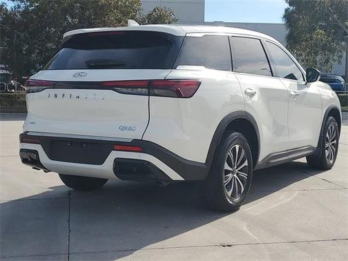 2025 INFINITI QX60 Pure