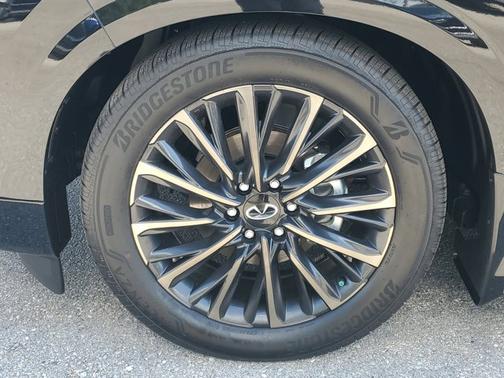 2025 INFINITI QX80 AUTOGRAPH