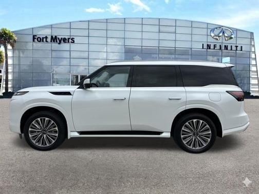 2026 INFINITI QX80 Luxe