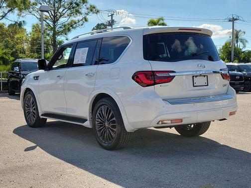 2023 INFINITI QX80 SENSORY